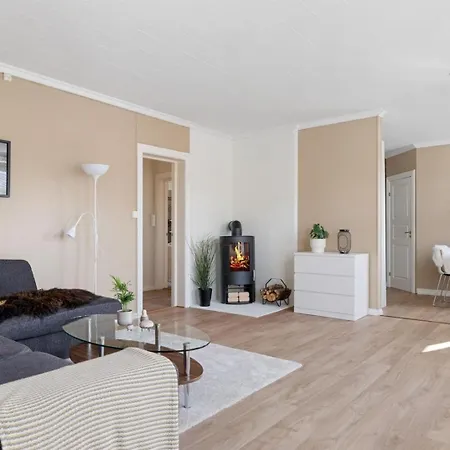 Stor Og Sentral Apartment Trondheim