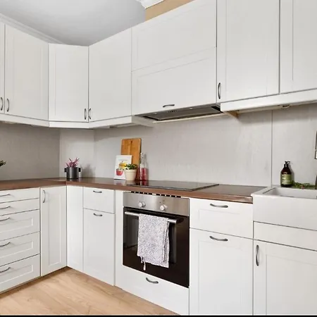 Apartment Stor Og Sentral